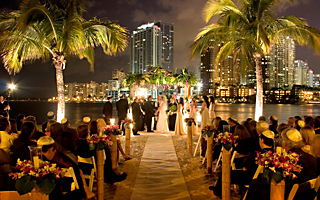 Find your dj, photographer, or videographer at WeDJ.com
